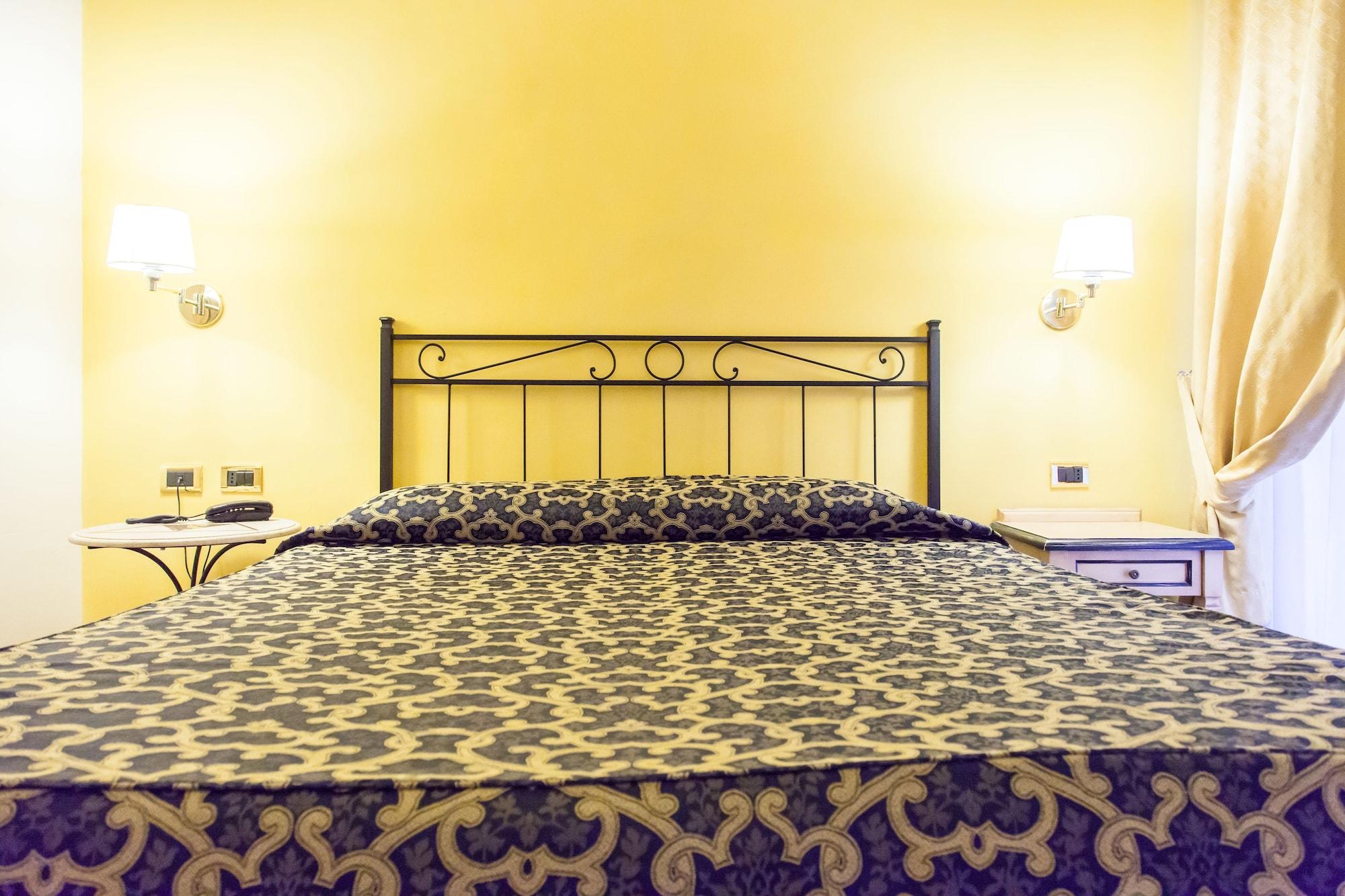 Hotel Benivieni Firenze Bagian luar foto