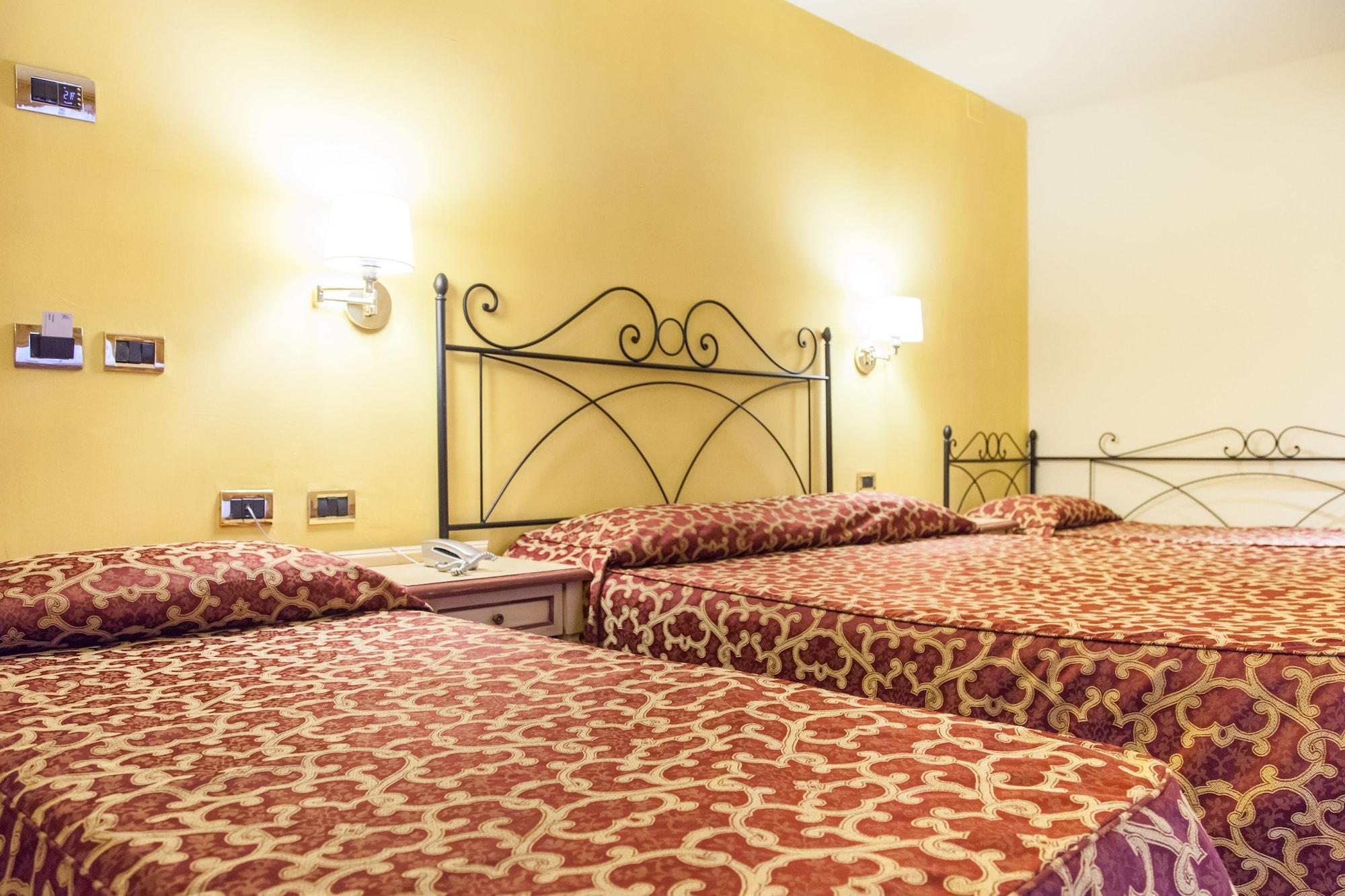 Hotel Benivieni Firenze Bagian luar foto