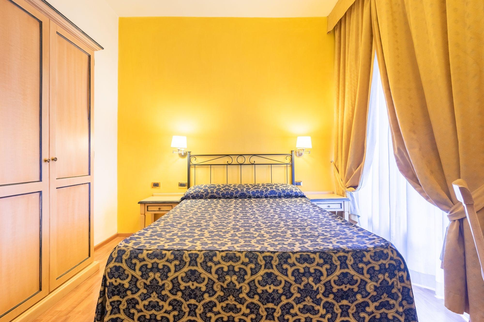 Hotel Benivieni Firenze Bagian luar foto