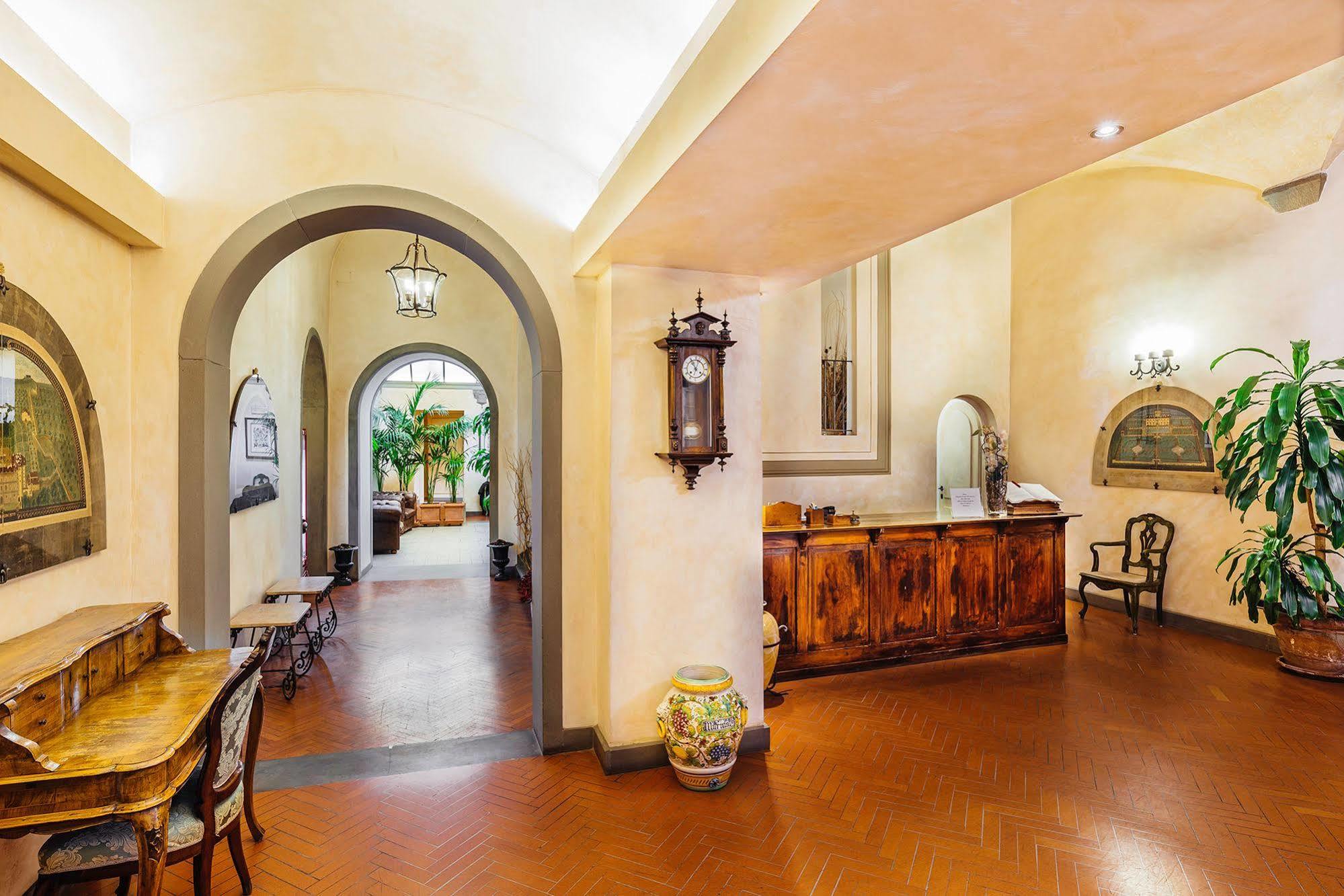 Hotel Benivieni Firenze Bagian luar foto